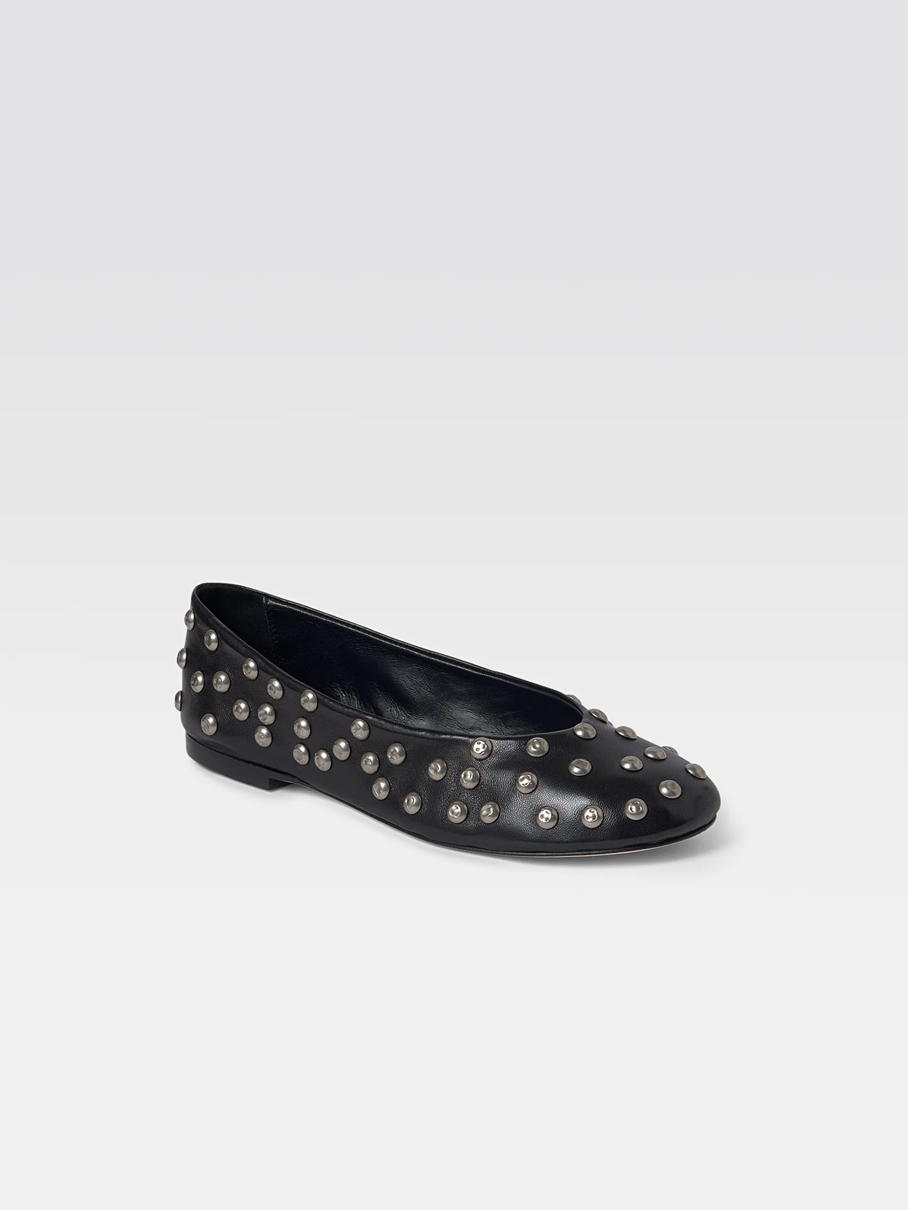 Bailarina Studs - Image 10