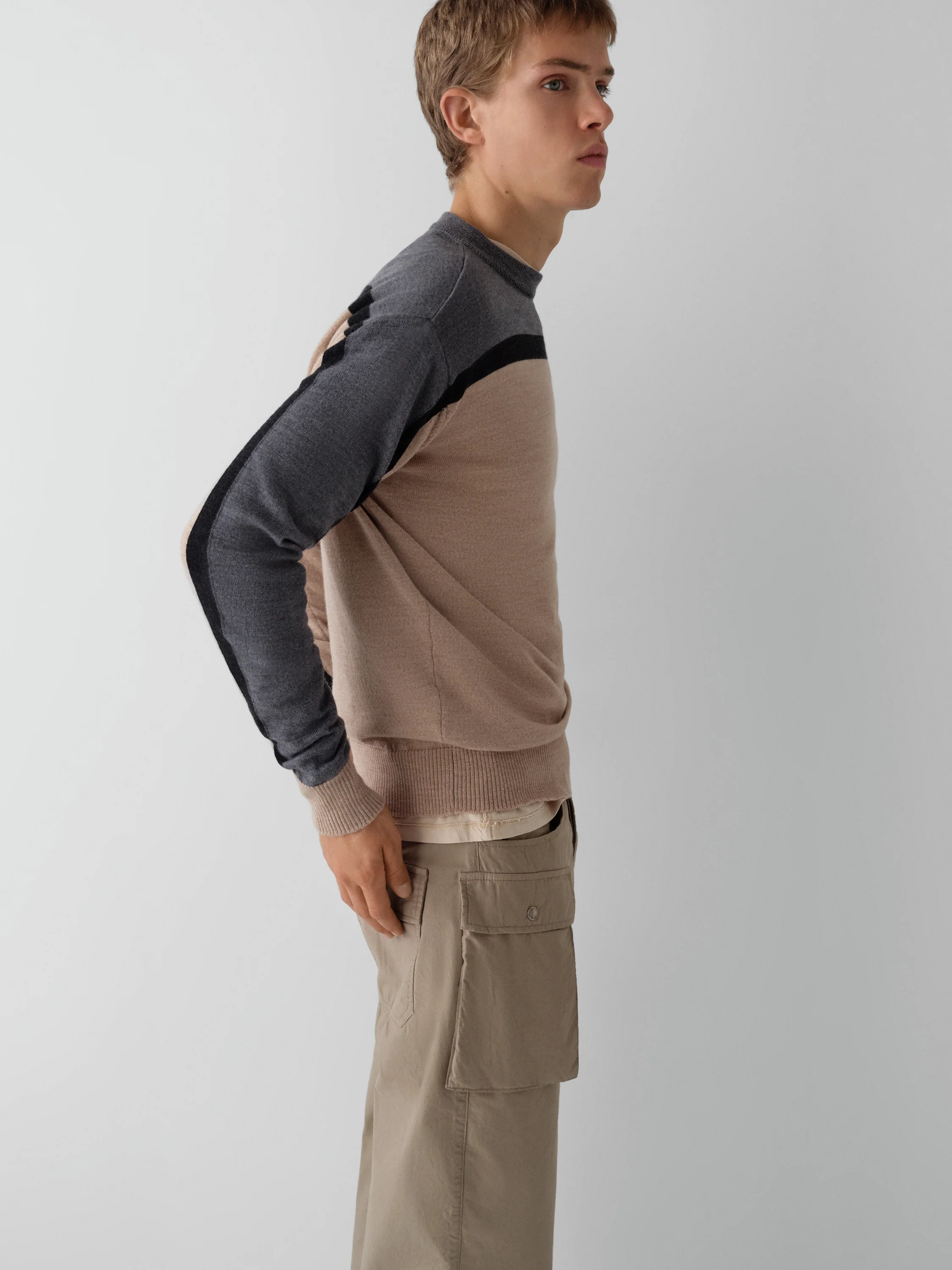 Honey Jumper - Image 10