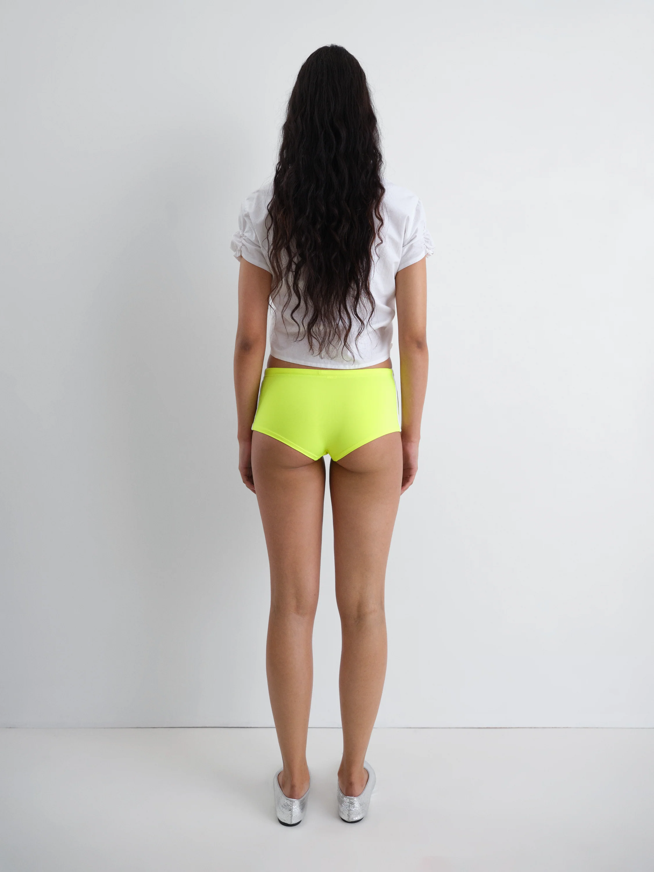 Hot Shorts - Image 6