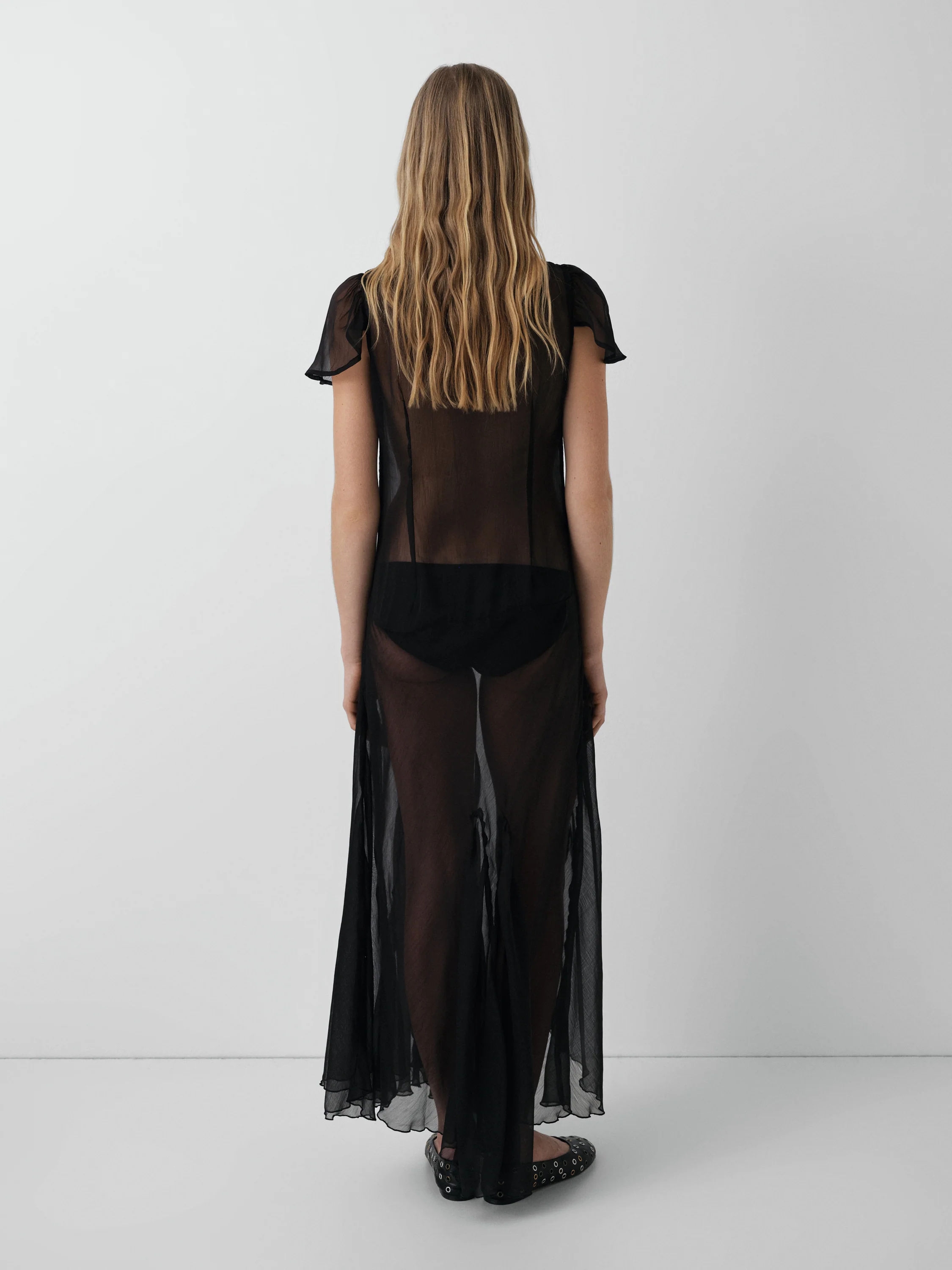 Look 32 - Image 2