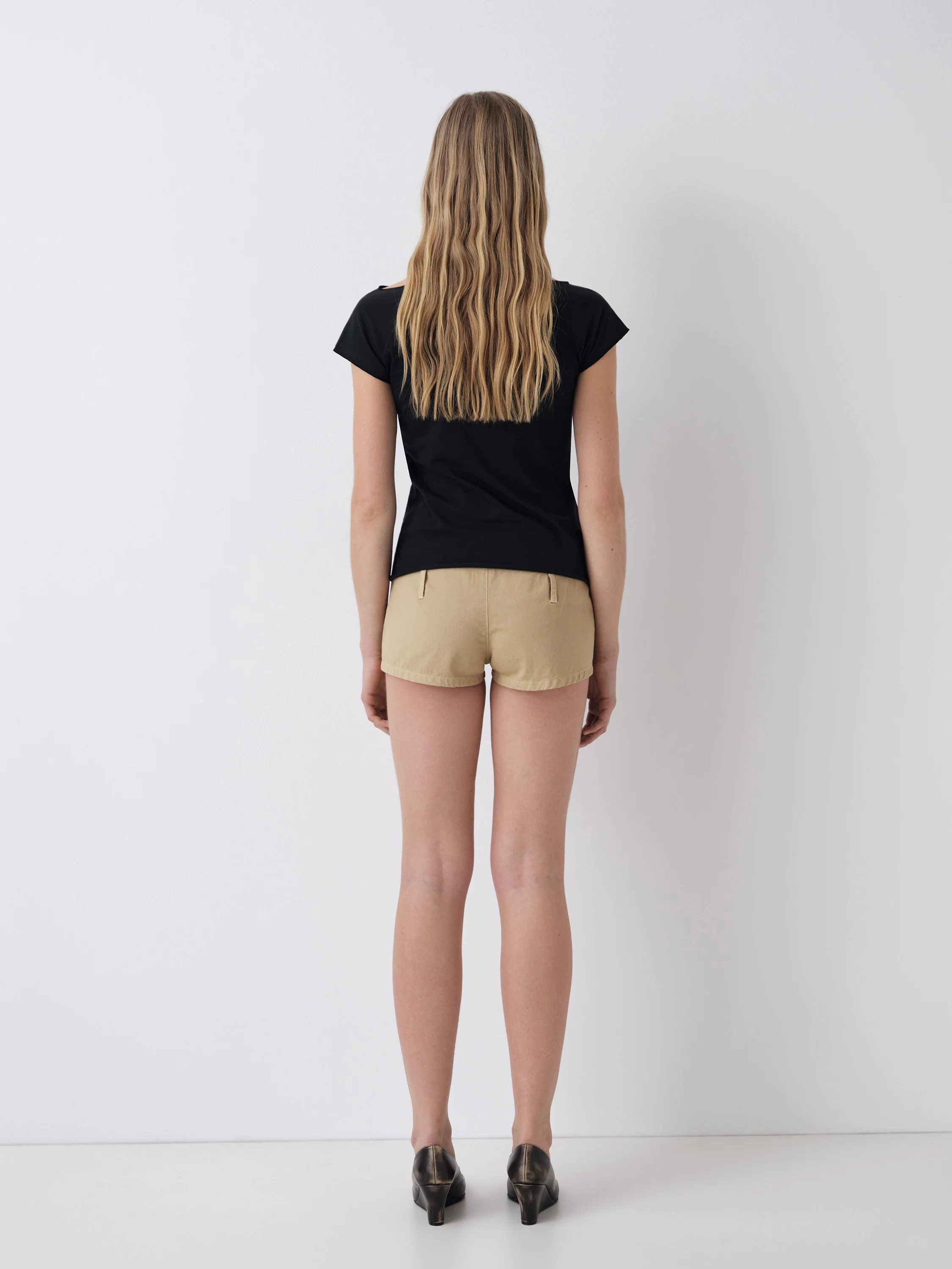 Mia Shorts - Image 6