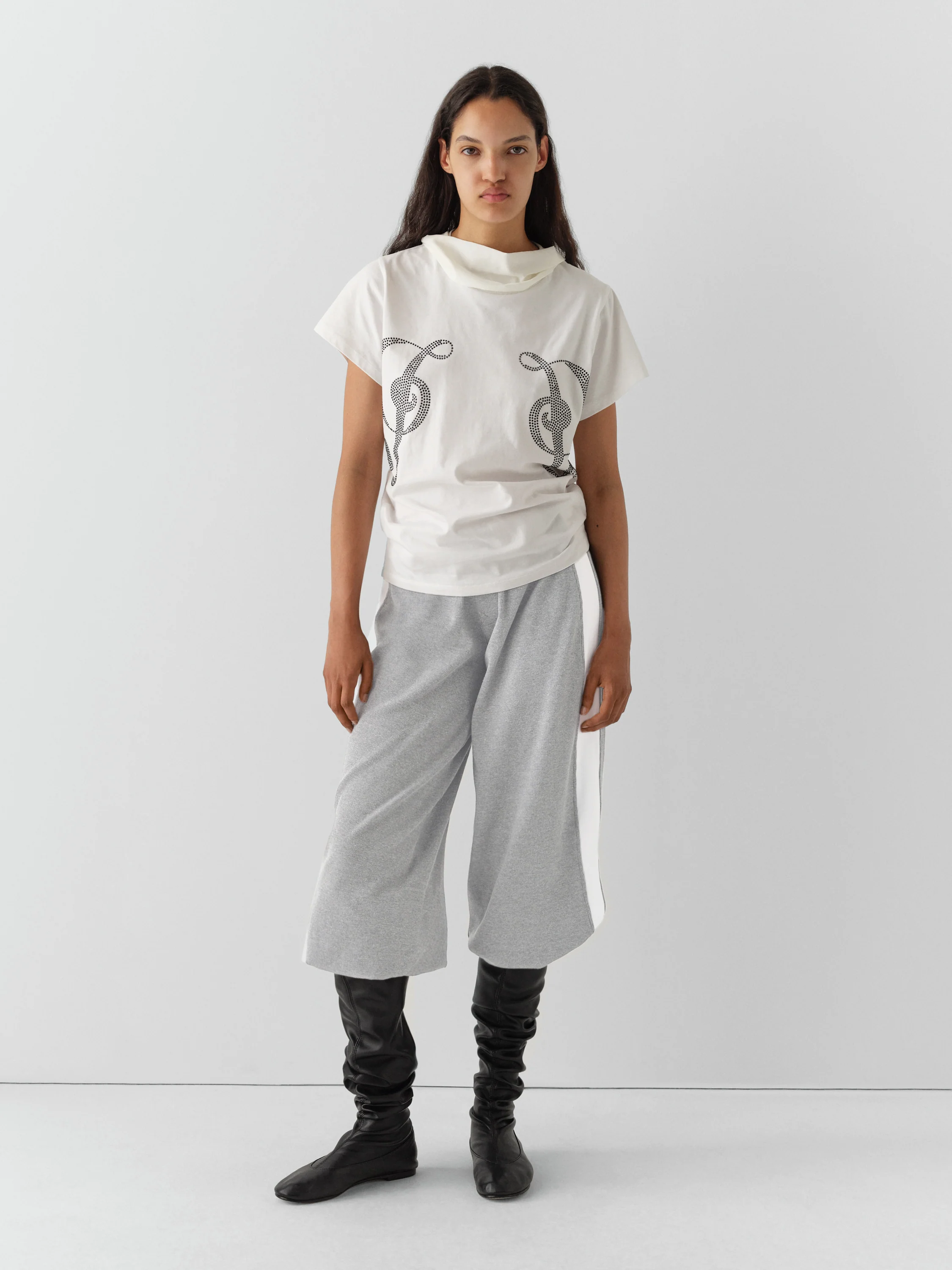 Phoebe Studs T-Shirt - Image 8