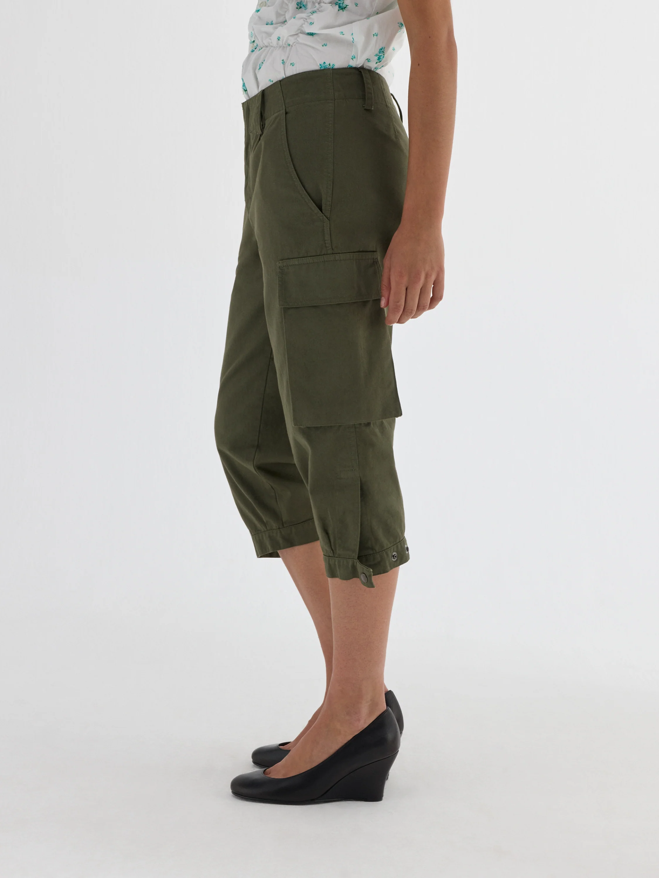 Sara Capri Trousers - Image 6